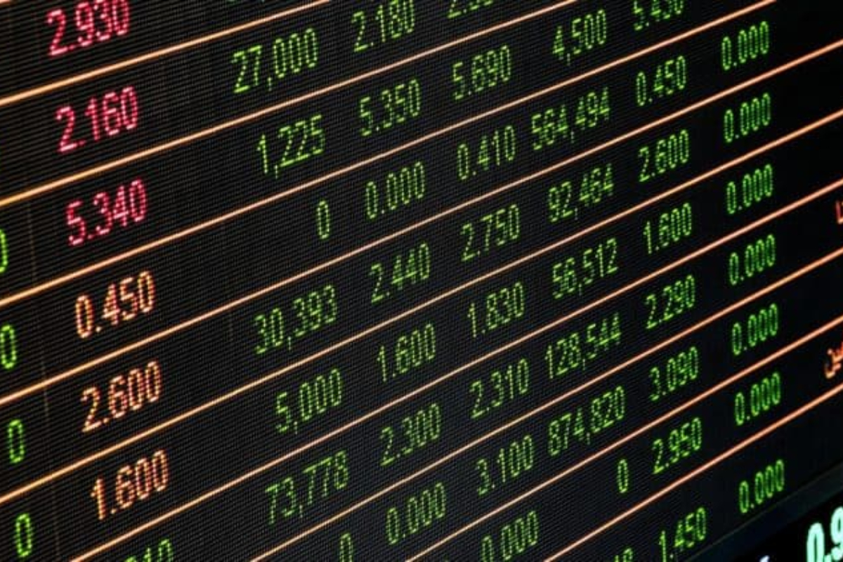 Pakistan bourse closes higher over boosted sentiments