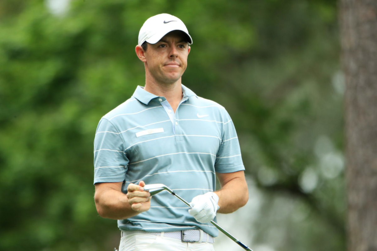 Rory McIlroy: World #2 refuses Phil Mickelson's LIV comments