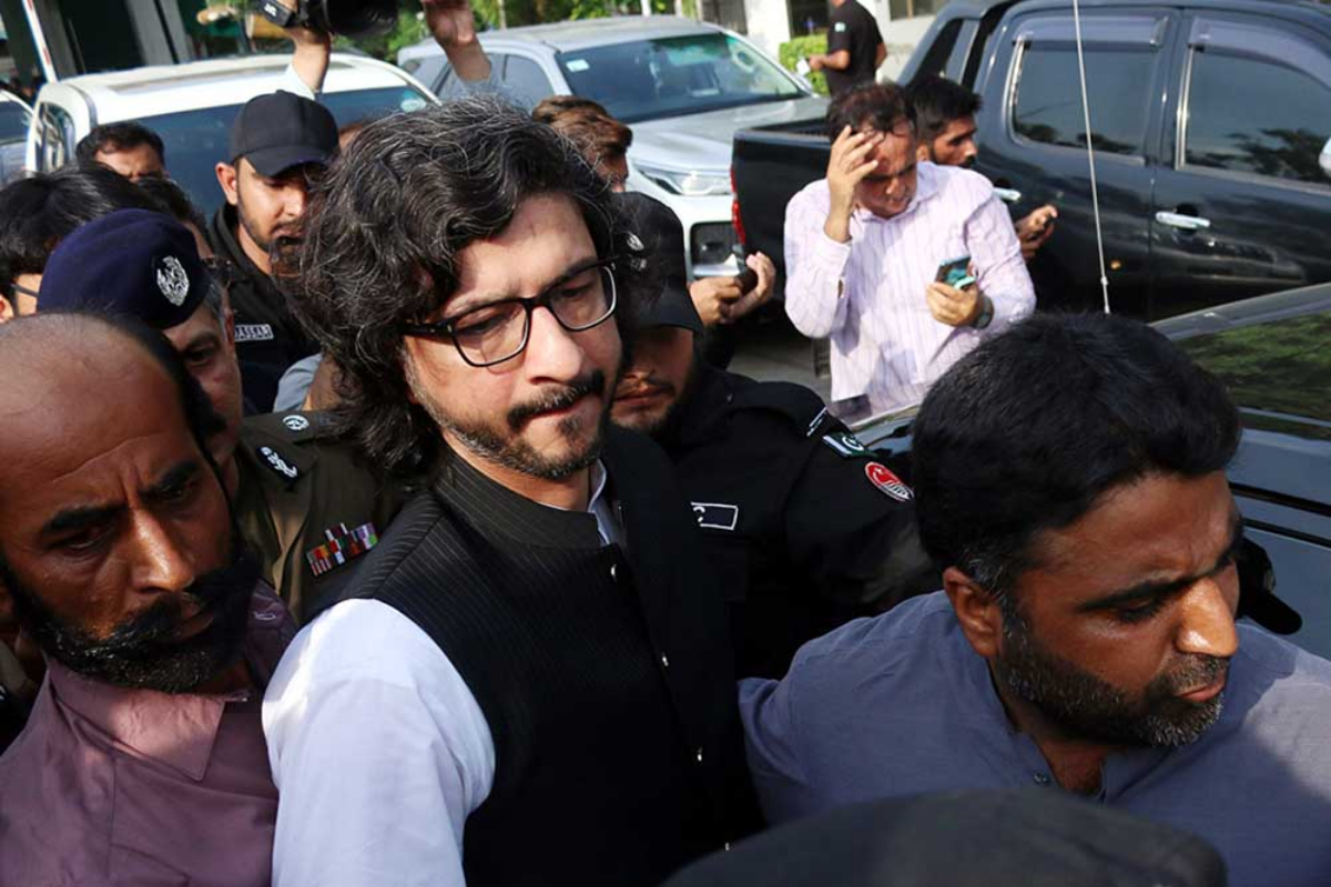 Dost Mazari jail