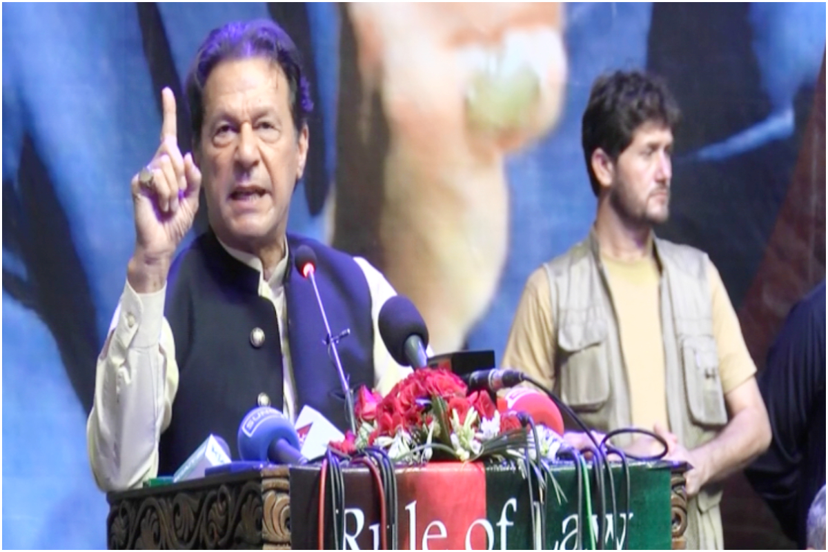 Imran Khan fight Pakistan