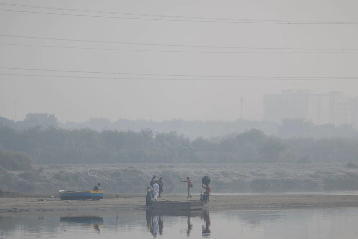 Delhi's air "crime against humanity" prompts school closures