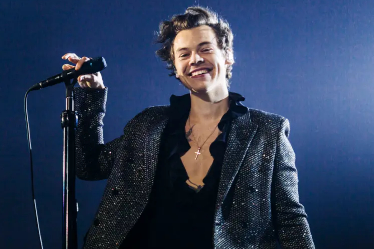 Harry Styles announces LA concerts minutes before performance, says he has not been feeling well