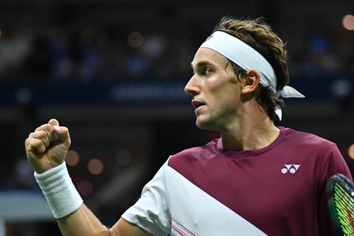 Casper Ruud beats Auger-Aliassime in his ATP Finals debut