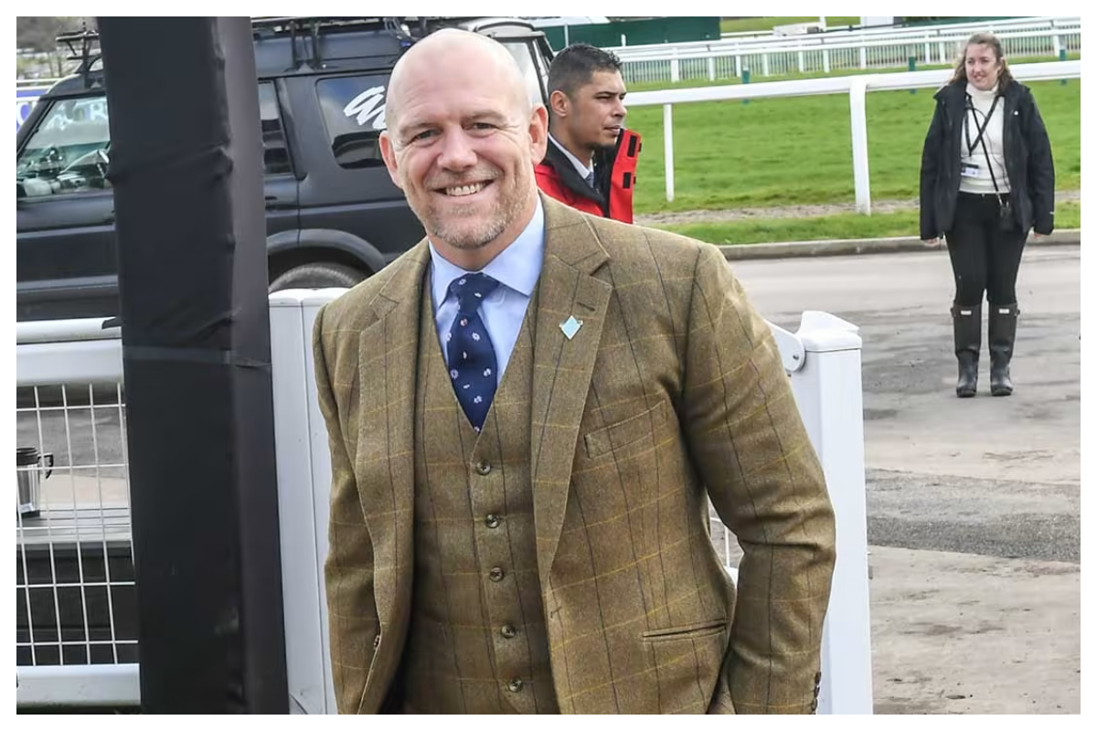 MikeTindall says, life in Buckingham Palace isn't all that great