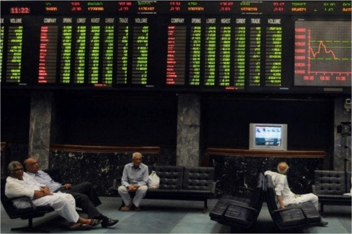 Bourse adds 302 points