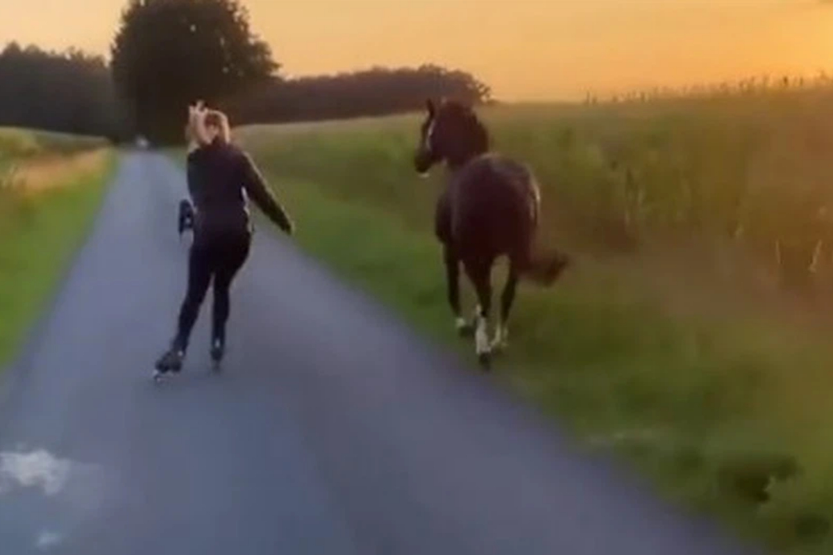 Woman speed skating
