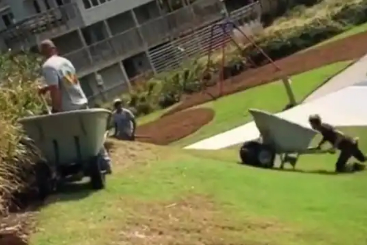 Mud cart falling