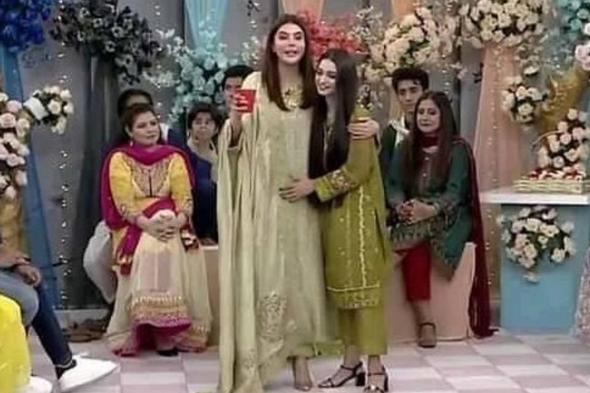 Mera Dil Ye Pukare Aaja