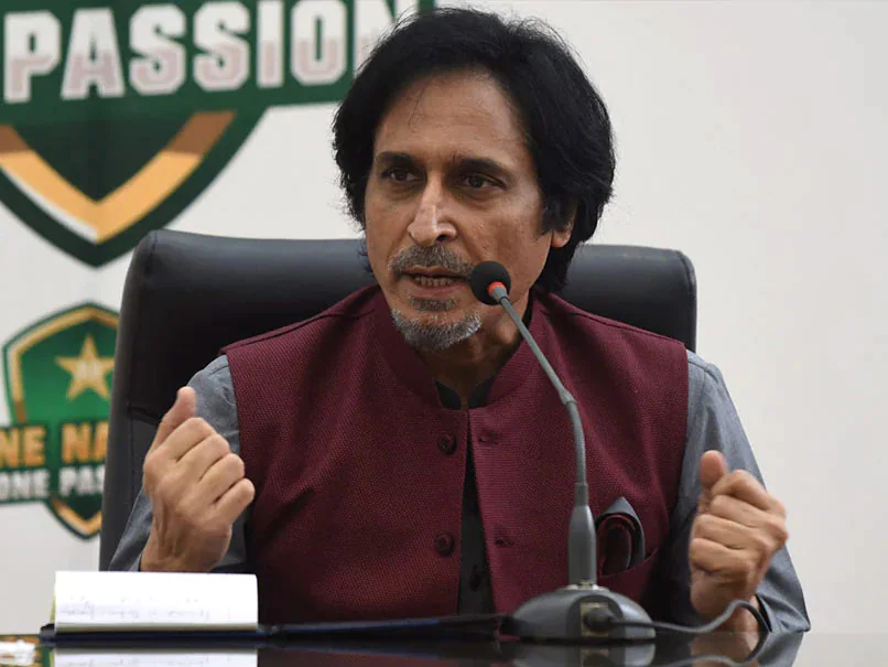 Ramiz Raja: "We live in the dark ages of pitches in Pakistan,"