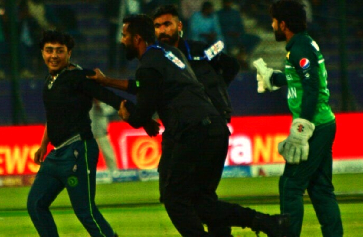 PAK vs NZ FIR