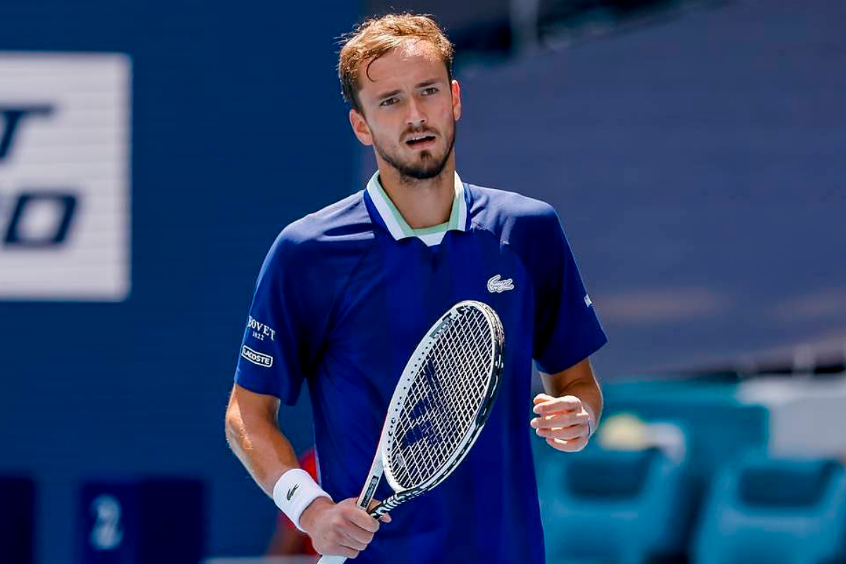 Adelaide International 1: Daniil Medvedev beats Karen to reach semifinals