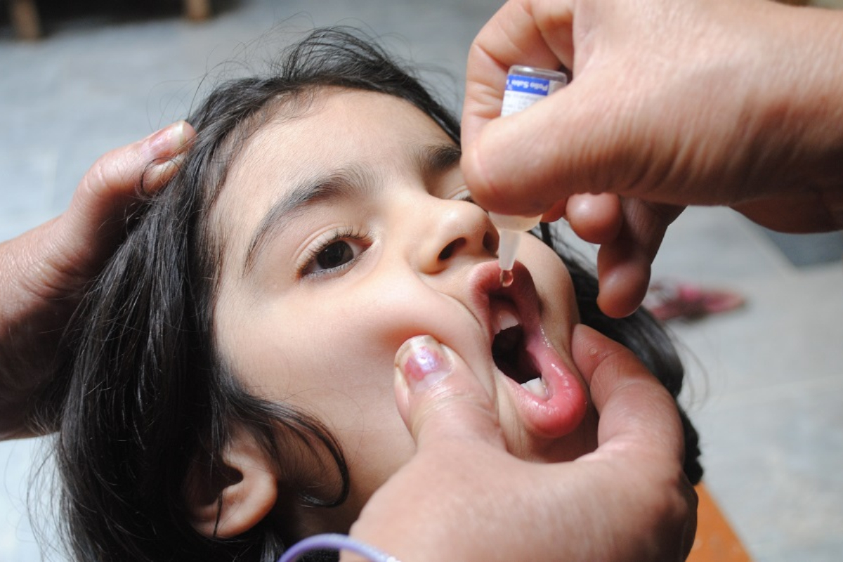 Anti-polio