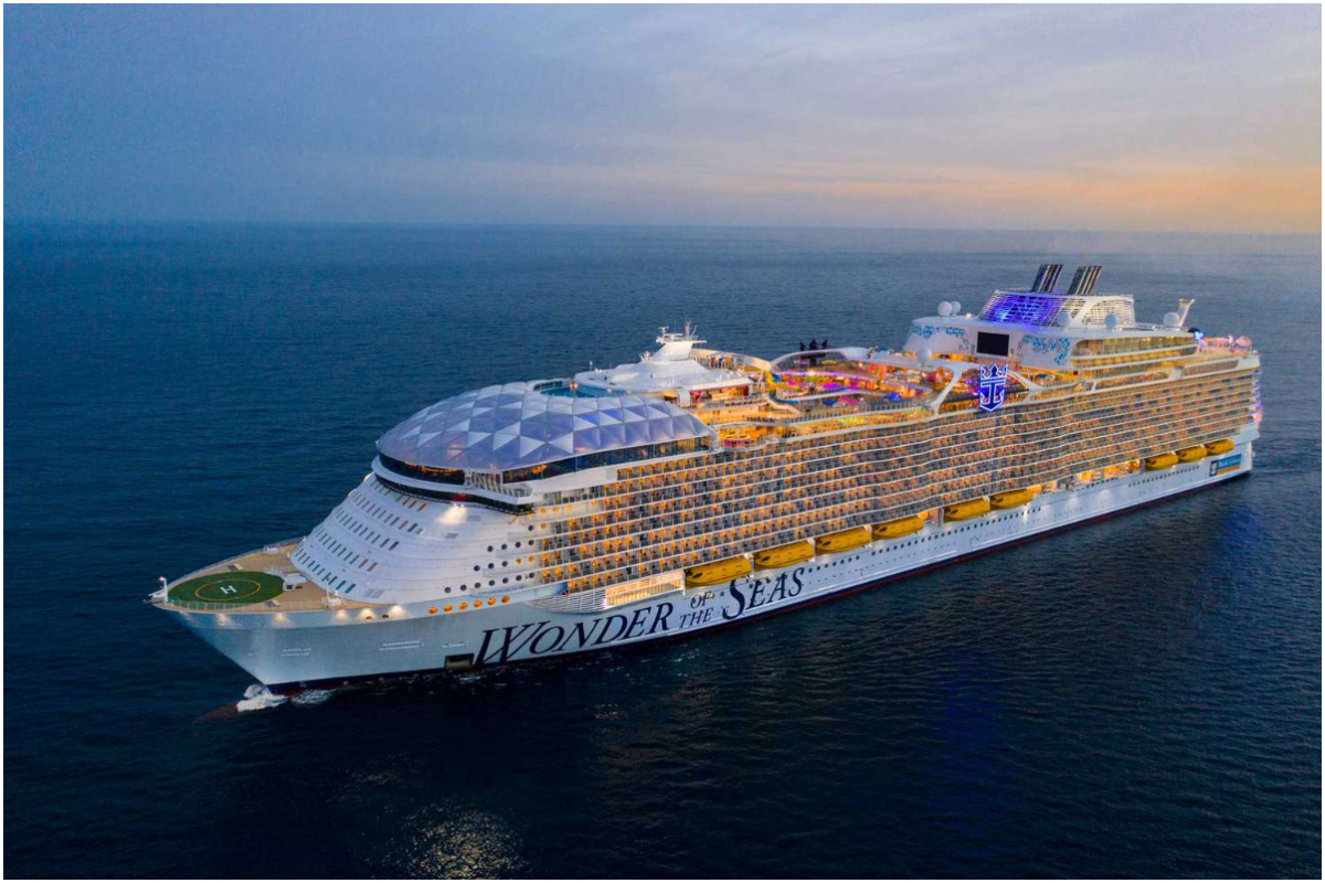 Cruise ship