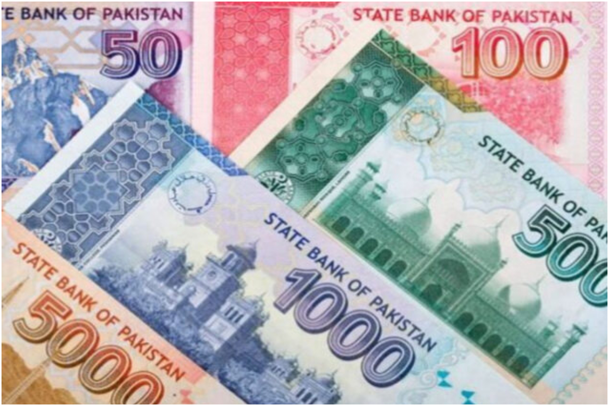 Rupee gains for fifth