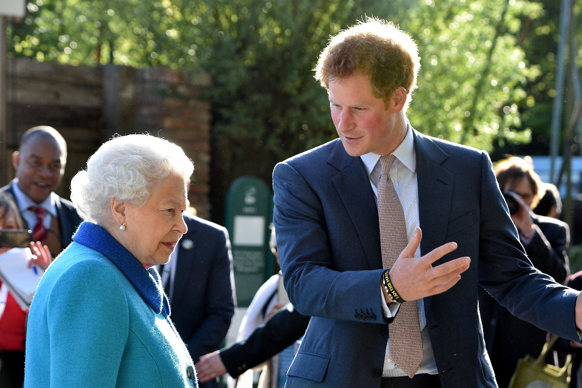 Prince Harry Queen crown