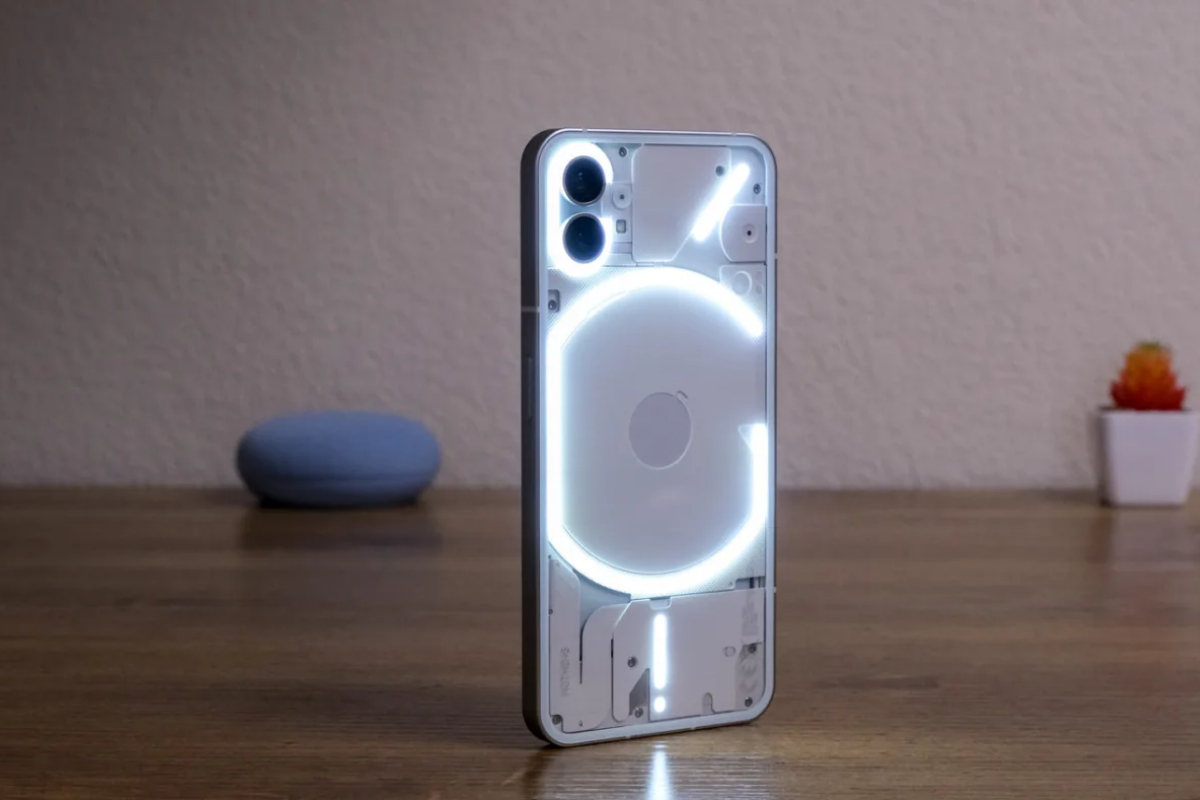 Nothing Phone (1)