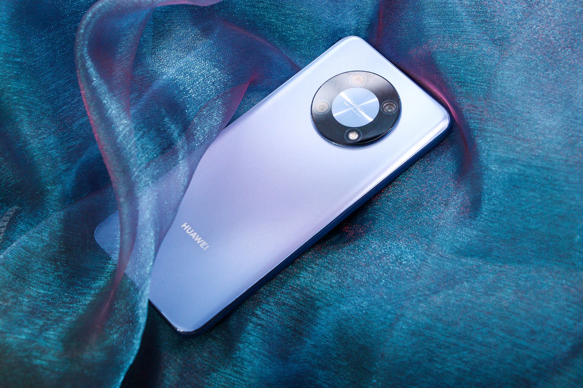 Huawei Nova Y90
