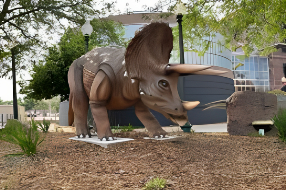 Velociraptor Statue