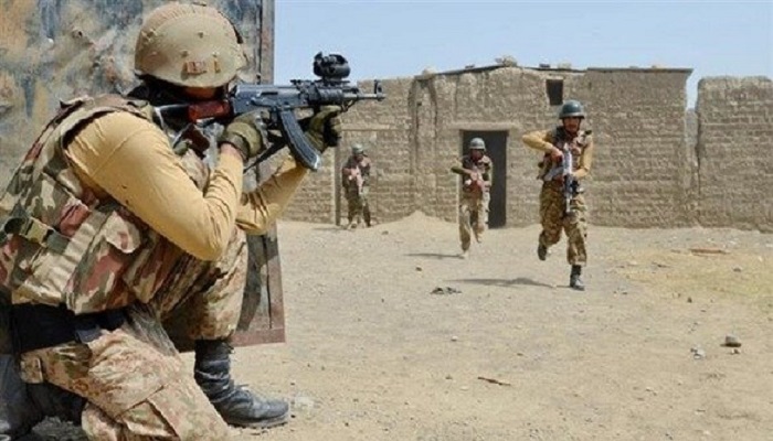 Nine soldiers martyred in suicide bomb blast in Bannu