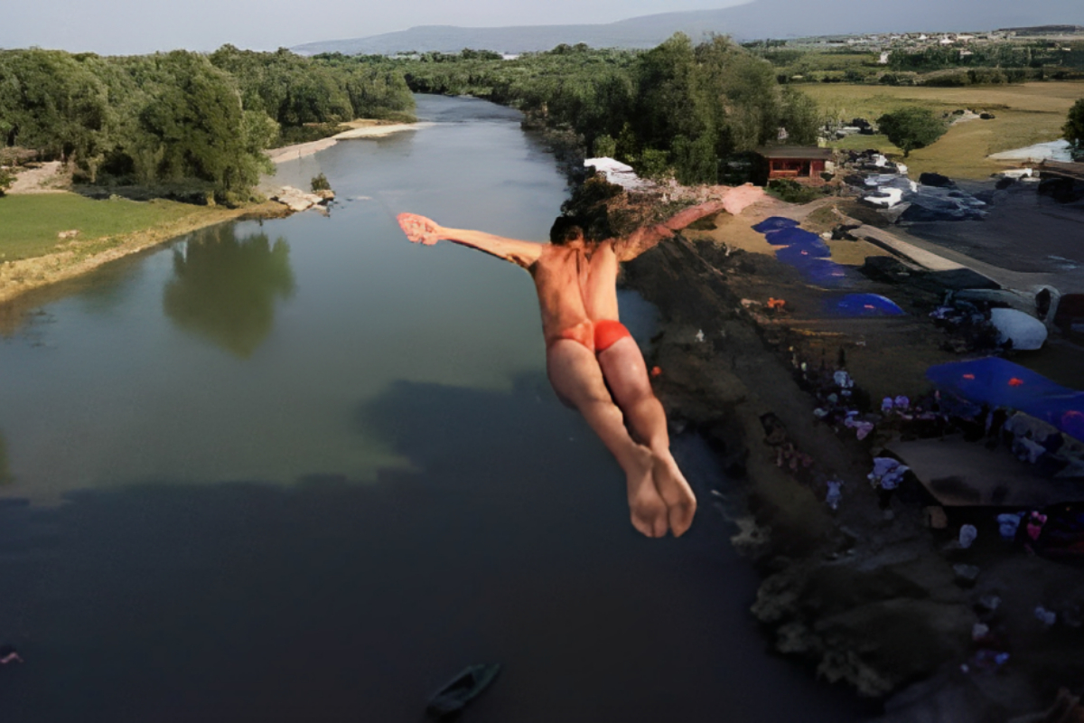 Kosovo Bridge Divers