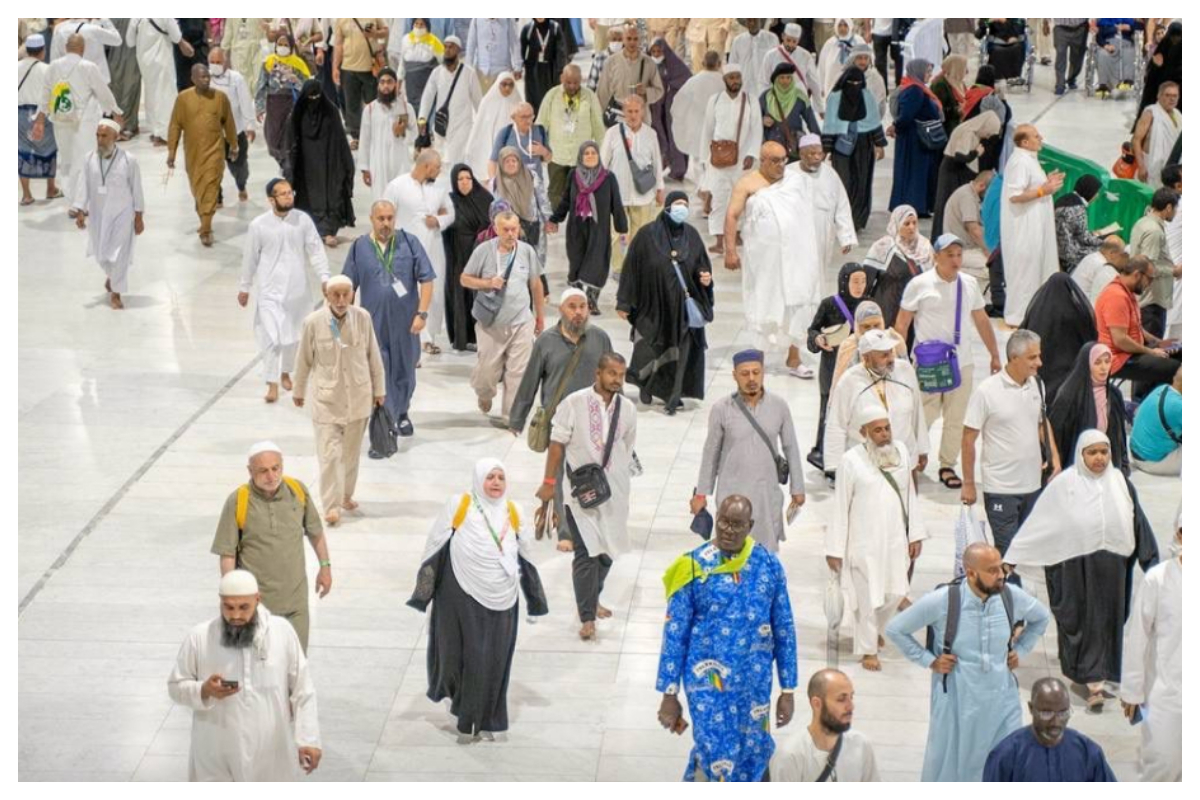 pilgrims arriving in Madinah