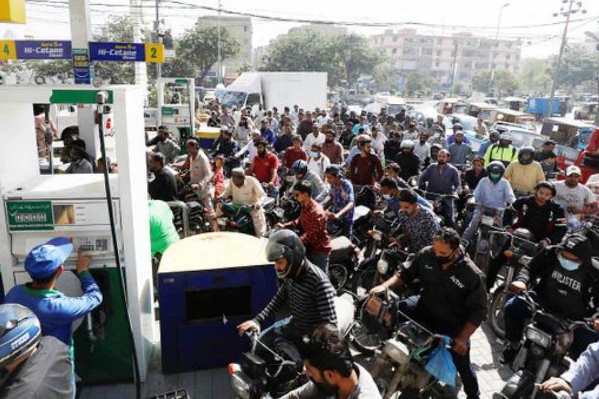 Petroleum dealers