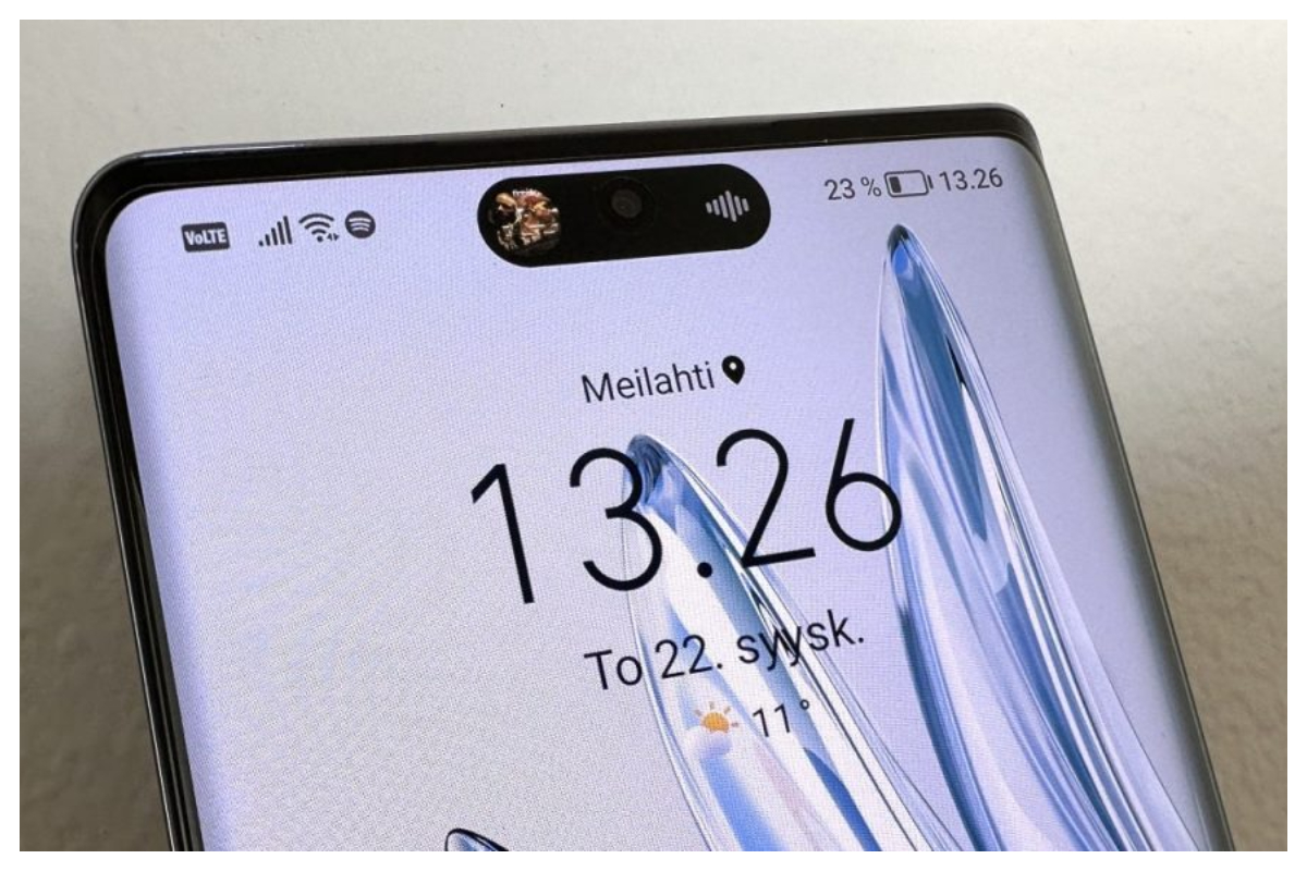 Huawei is working on Its Own iPhone Dynamic Island