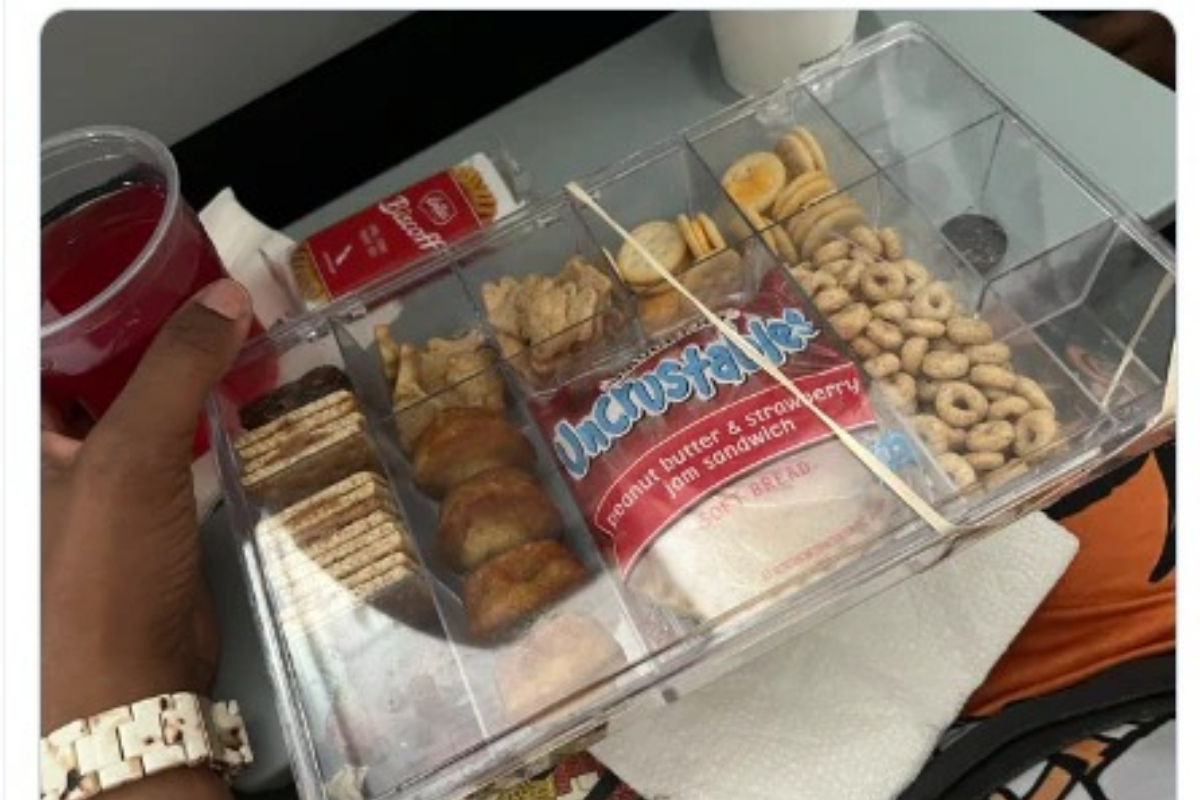 Airlines Passenger Alleges Crew Took Away 3-Year-Old's Snack Box