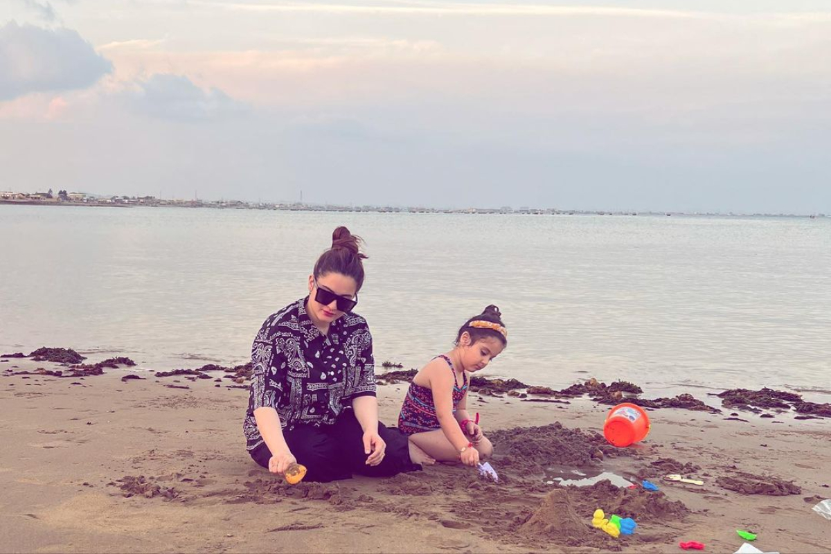 Aiman Khan shares adorable Beach Day pictures with her Daughter