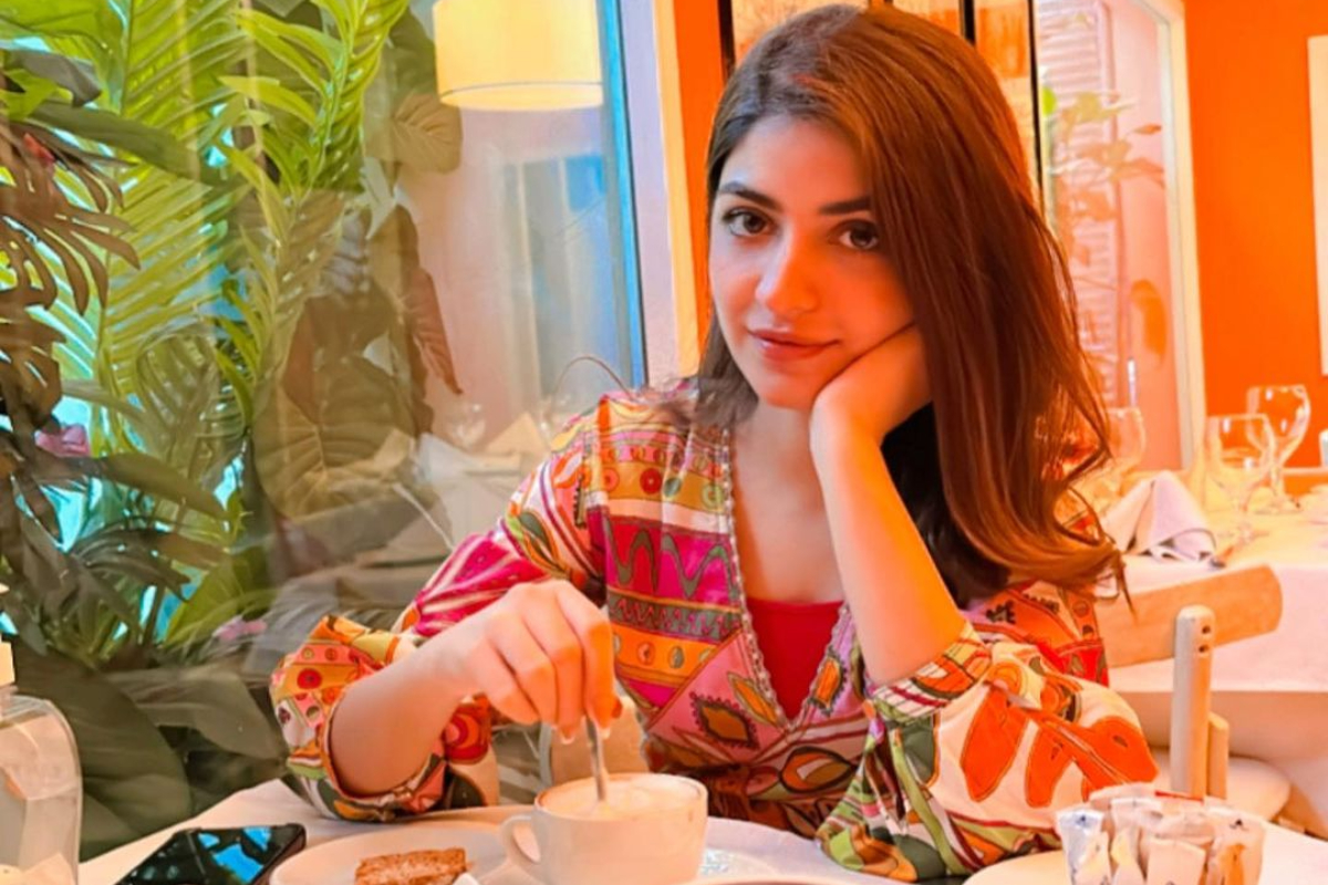 Kinza Hashmi shares her Night out Dinner Pictures