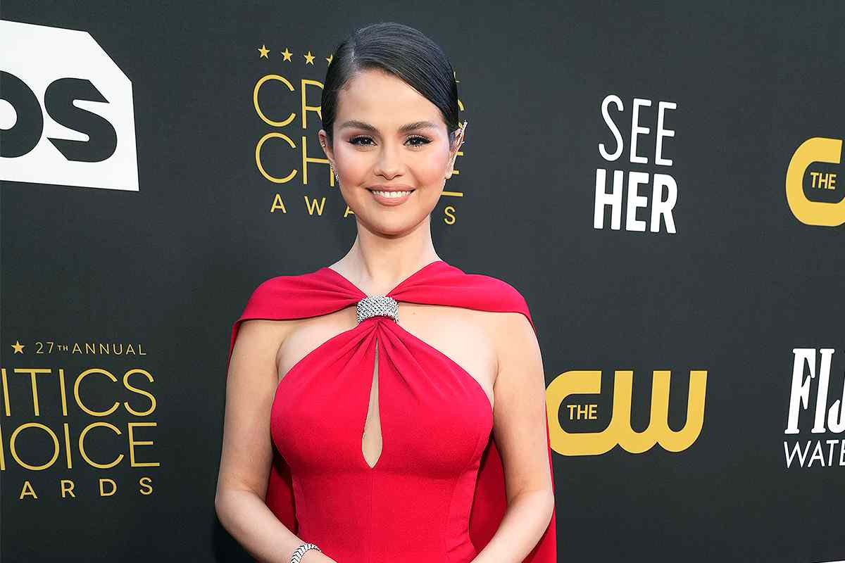 Selena Gomez give a hint about her New Music, fans are excited