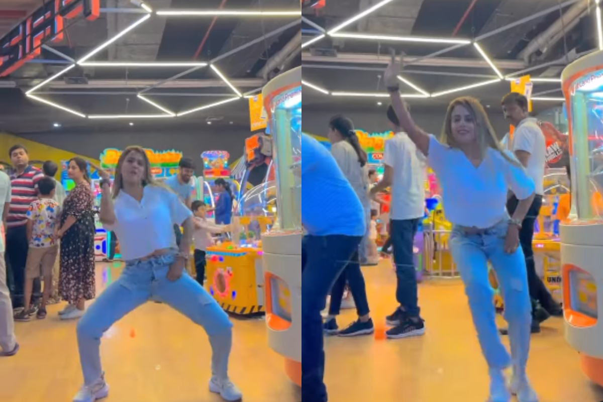 Crowded Arcade