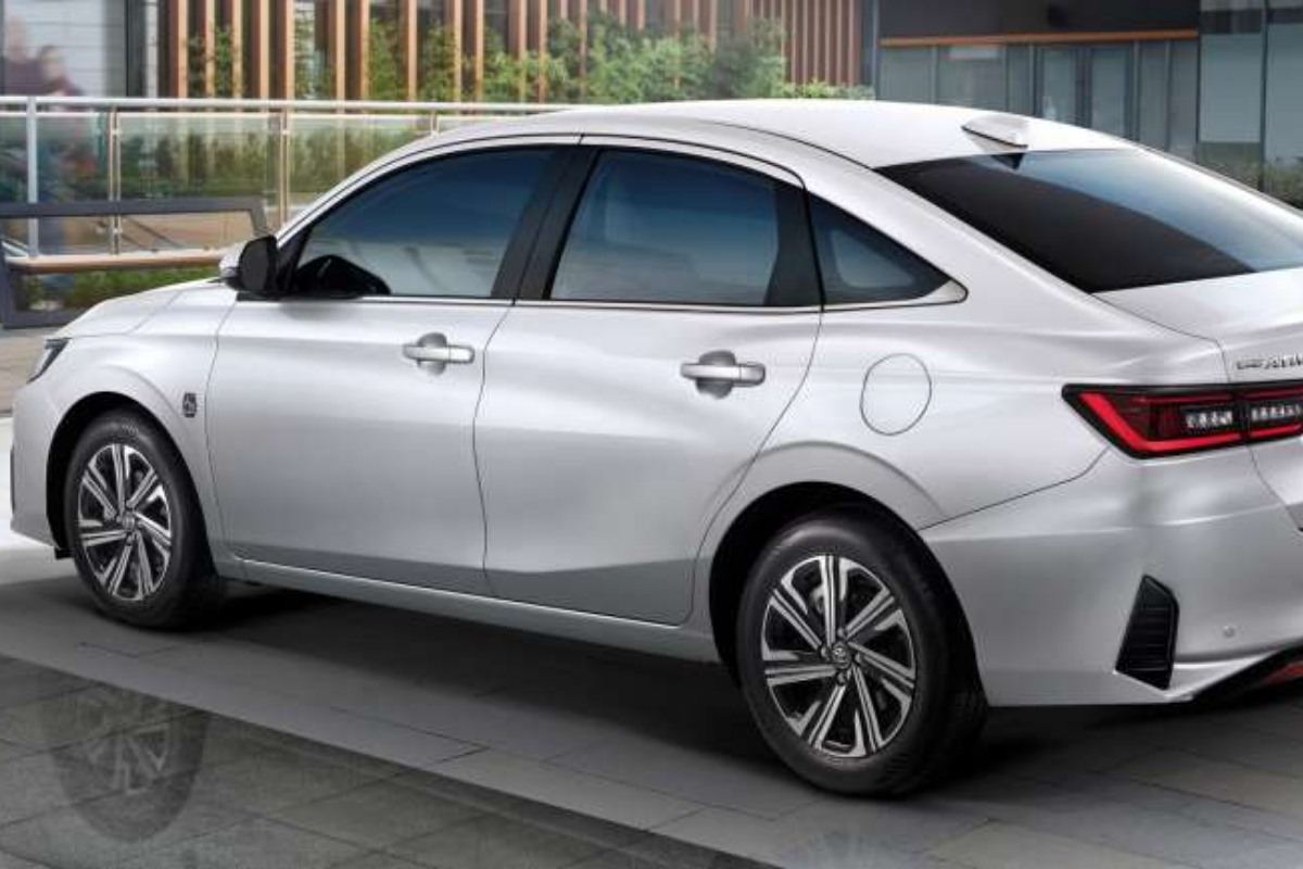 Toyota Yaris Aero price in Pakistan