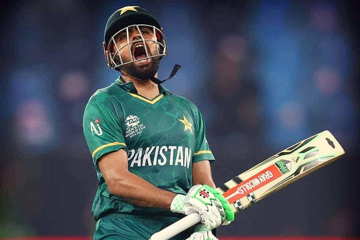 Babar Azam breaks Kohli's record, sets up India vs Pakistan clash