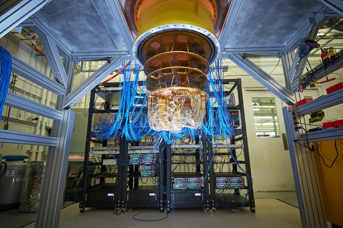 Researchers Develop Chip-Based Thermionic Cooler for Quantum Computers