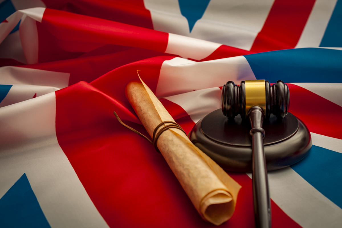 UK takes lead in AI regulation with new principles