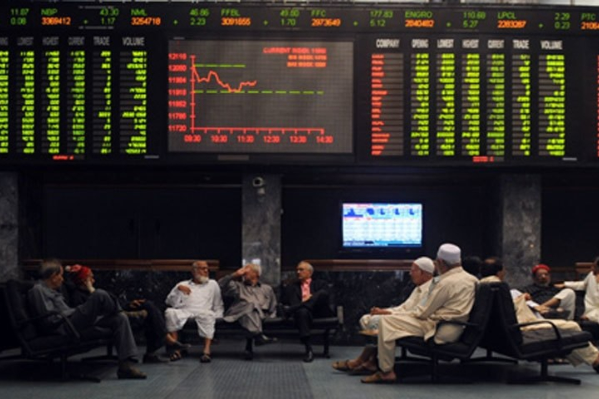 KSE-100 Index hits historic high of 100,000 points