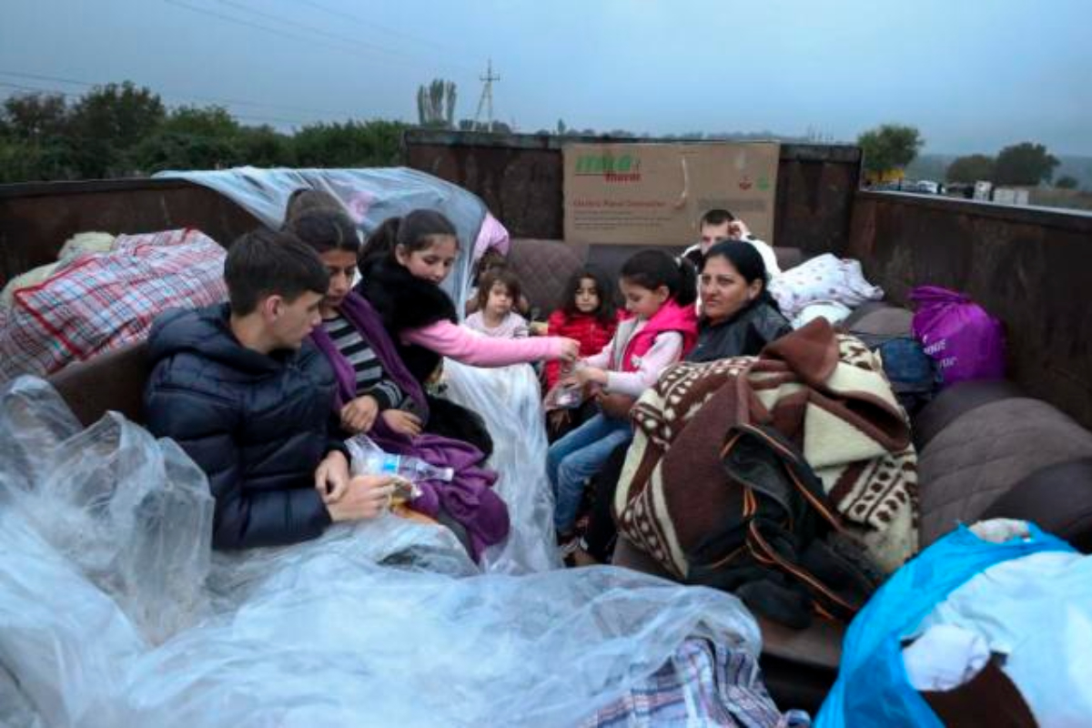 Azerbaijan to protect Armenians