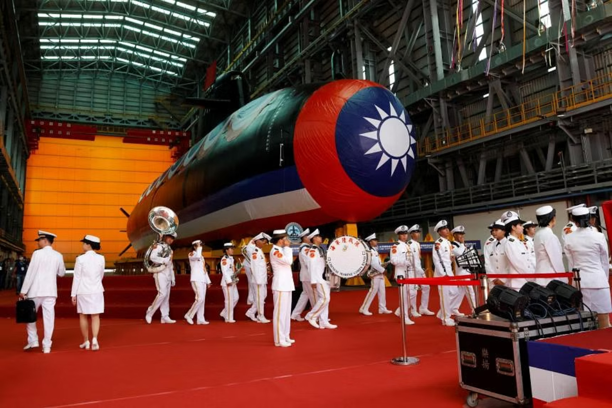 Taiwan Unveils Submarine to Deter China