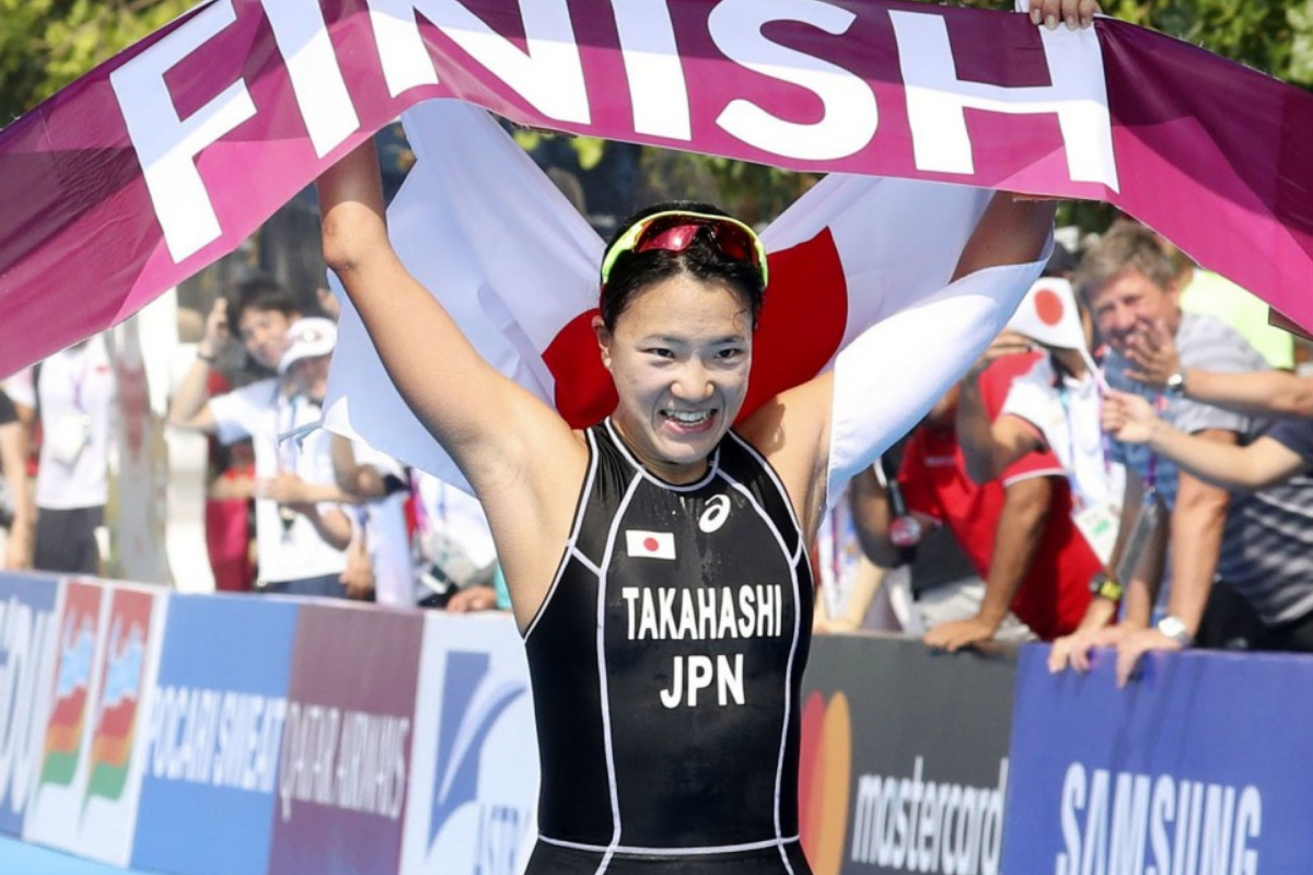 Japan's Takahashi defends women's triathlon title
