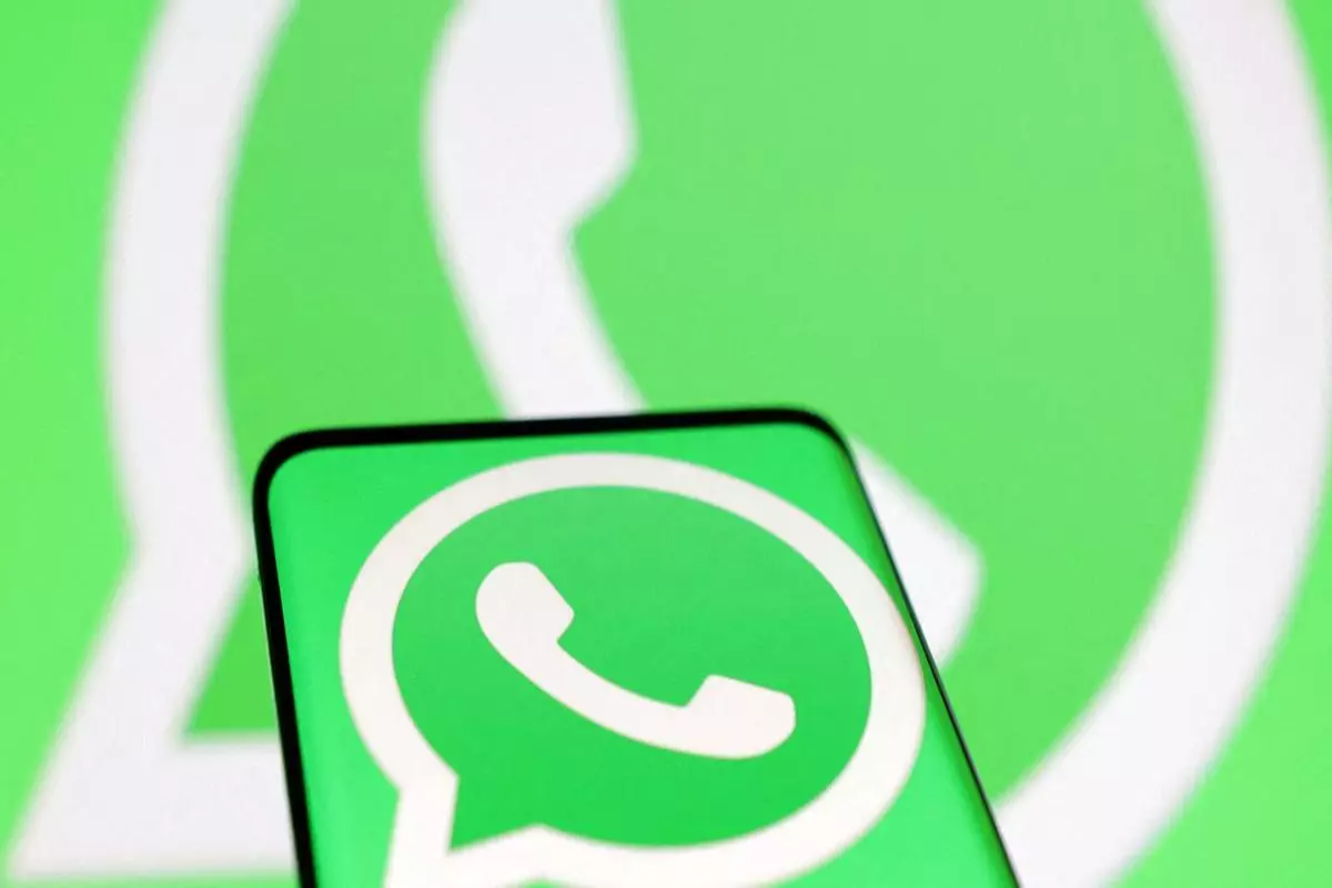 WhatsApp will soon allow you to message other chat apps