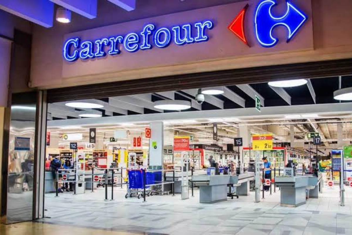 Carrefour Hypermarket