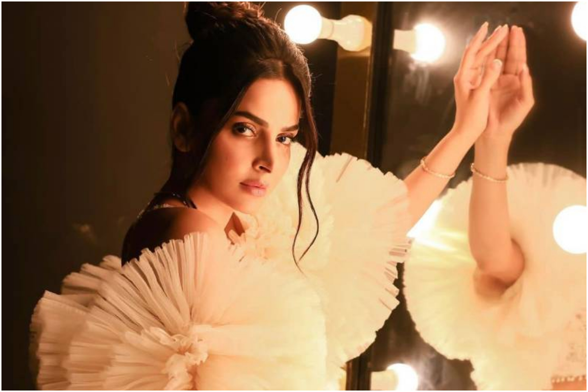 Saba Qamar