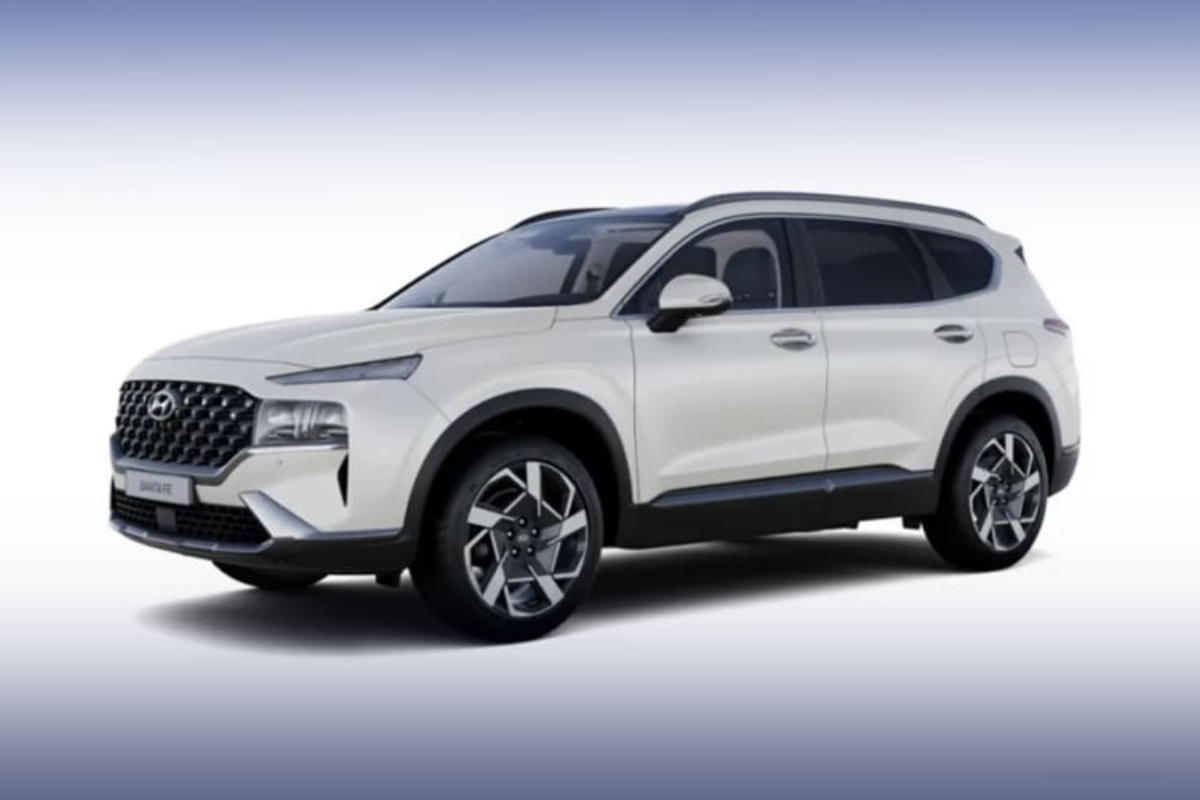 Hyundai Santa Fe hybrid price in Pakistan