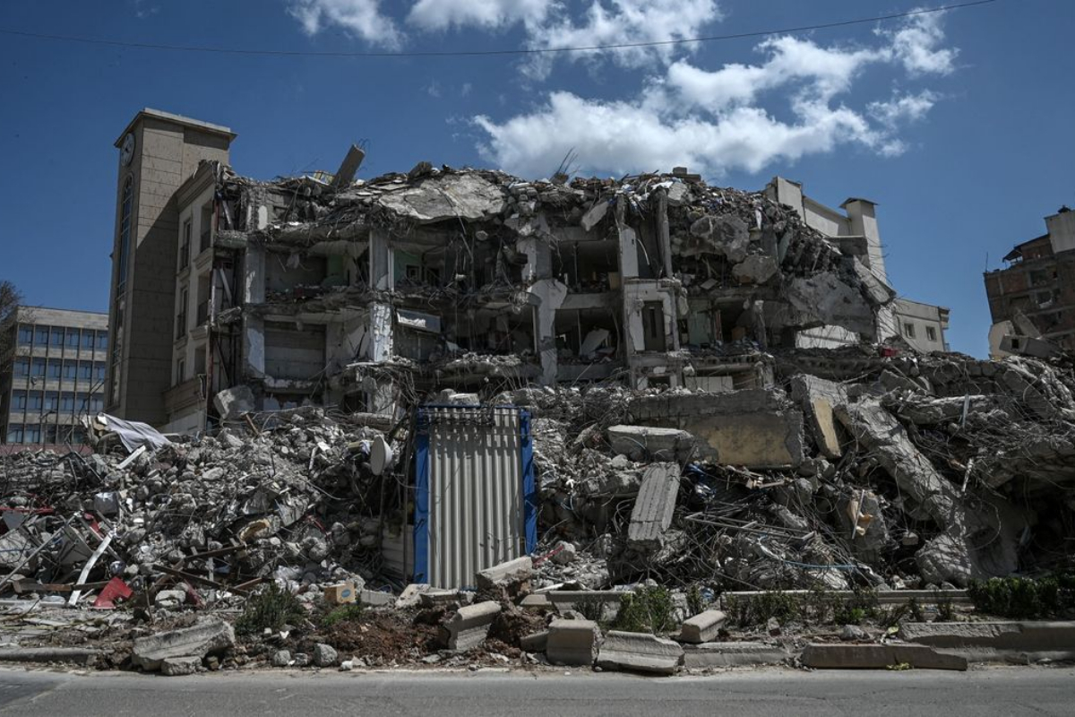 Earth Quake Predicted