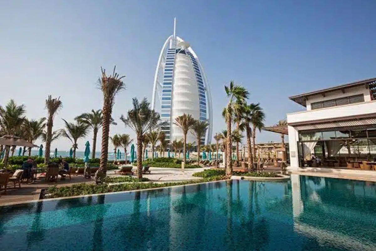 UAE Job Vacancies at Jumeirah Hotels & Resorts Salary upto 8,000 Dirhams