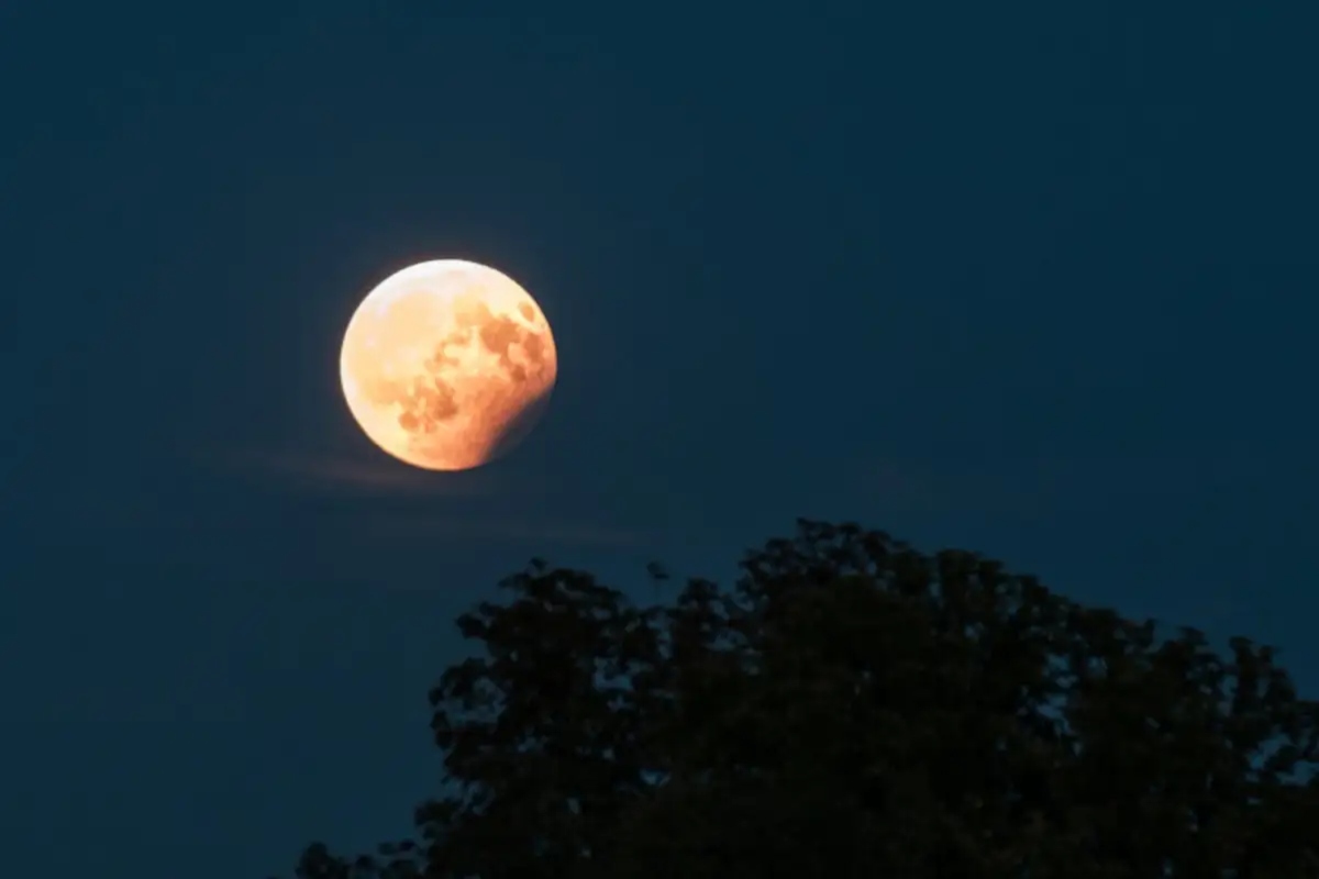 lunar eclipse