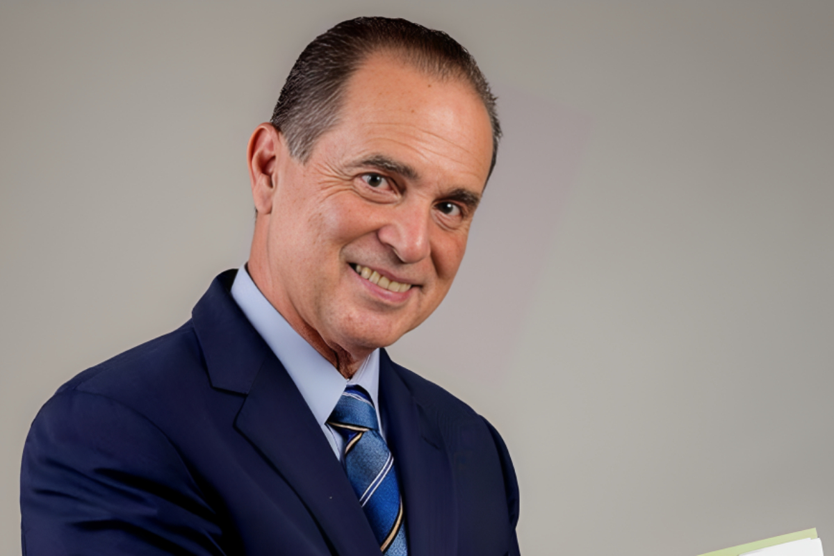 Dr. Frank Suarez