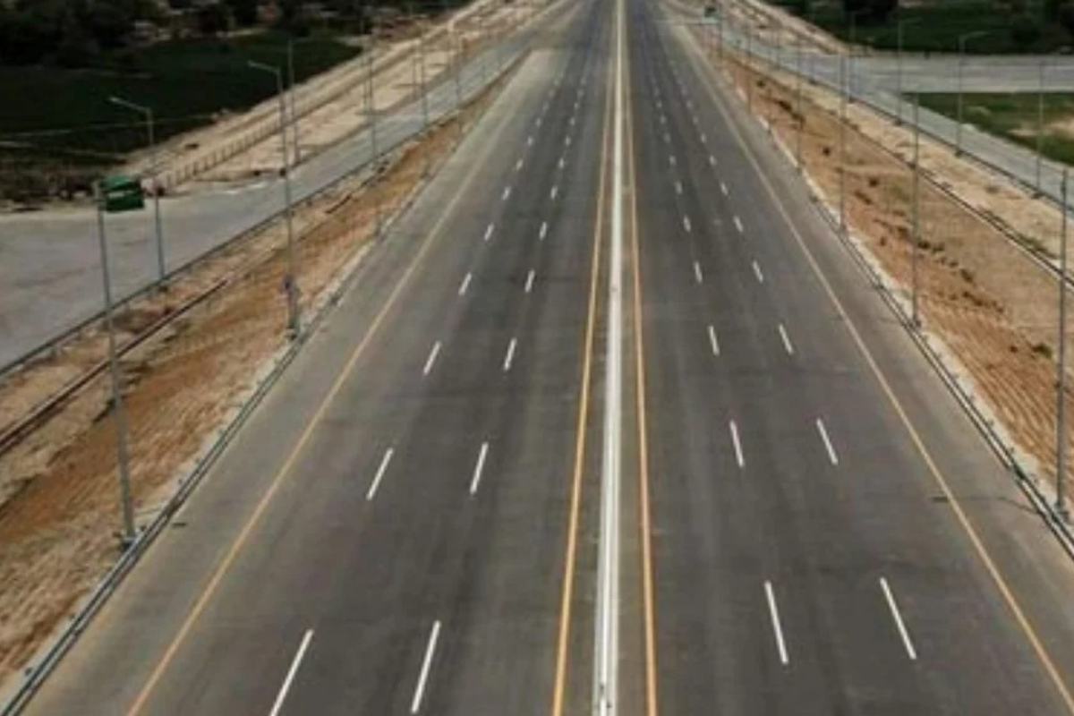 No Papers, No Drive: New Motorway Rule