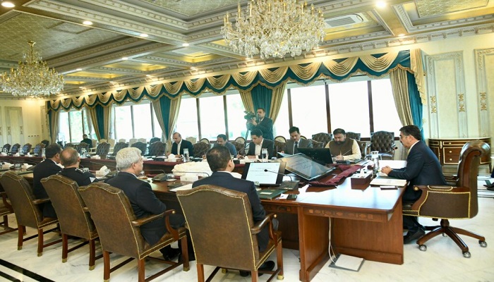 PM Kakar orders strict action against drug dealers